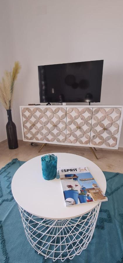 Small Oasis - Appartement 6 Personnes Манилва Екстериор снимка