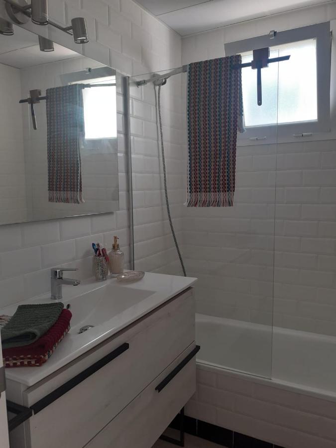 Small Oasis - Appartement 6 Personnes Манилва Екстериор снимка